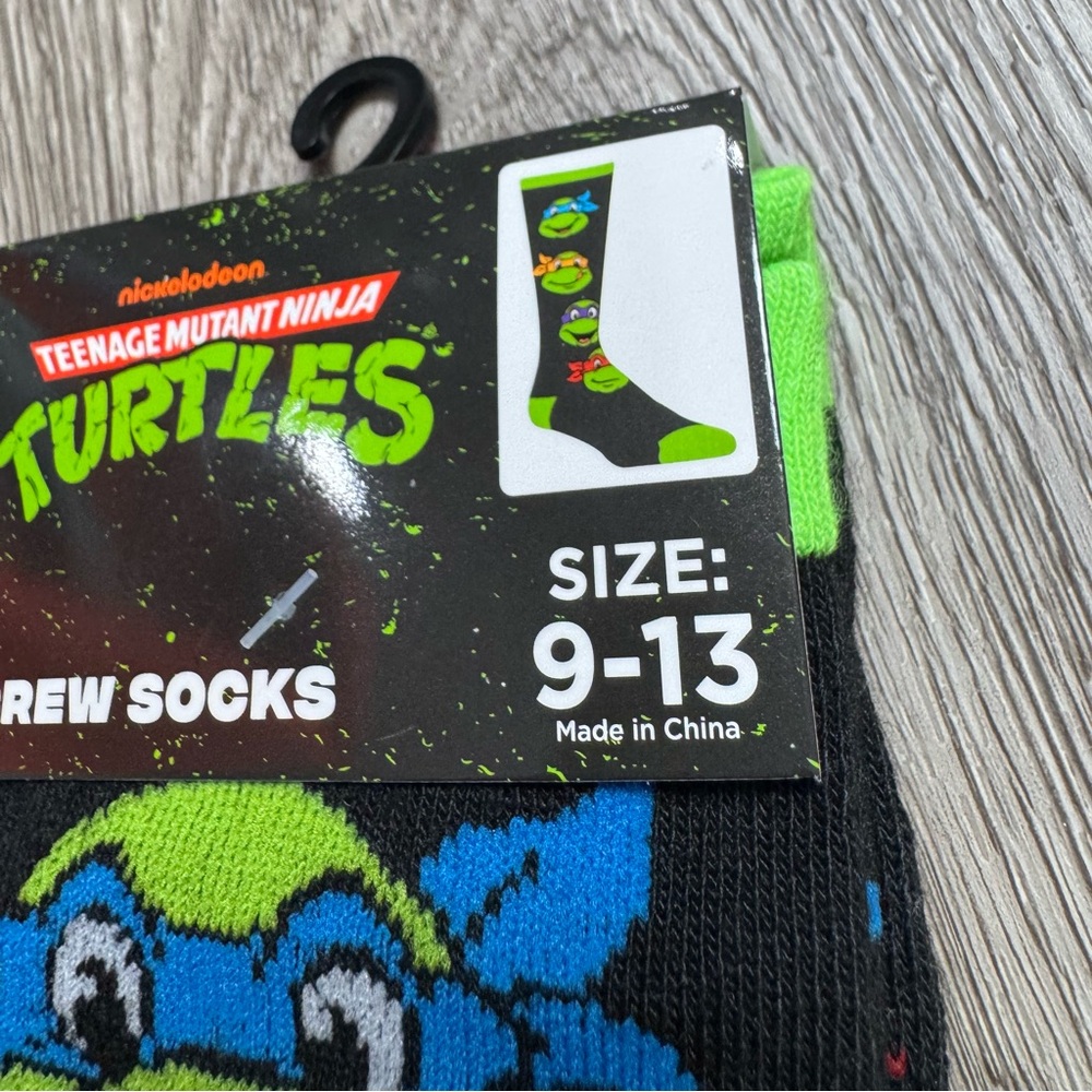 Teenage Mutant Ninja Turtles Crew Socks Size 9-13 NWT